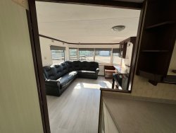 WhatsApp-Image-2024-04-27-at-09