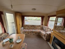 WhatsApp-Image-2025-04-21-at-20 WhatsApp-Image-2025-04-21-at-20