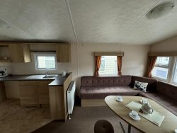 WhatsApp-Image-2024-07-04-at-18 WhatsApp-Image-2024-07-04-at-18