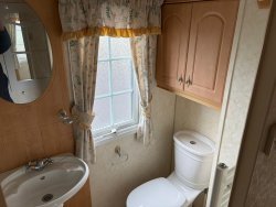 WhatsApp-Image-2025-10-24-at-15