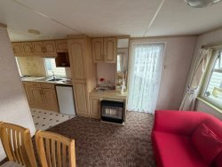 WhatsApp-Image-2025-10-17-at-14