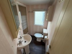 WhatsApp-Image-2025-10-17-at-14