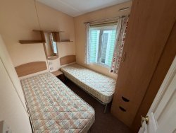 WhatsApp-Image-2025-10-08-at-20 WhatsApp-Image-2025-10-08-at-20