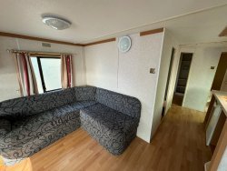 WhatsApp-Image-2024-04-27-at-09