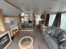 WhatsApp-Image-2025-10-08-at-20