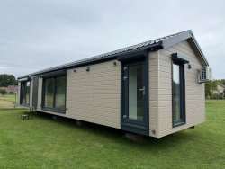 WhatsApp-Image-2025-09-23-at-17