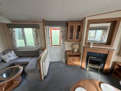 WhatsApp-Image-2025-10-23-at-20