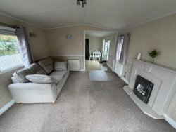 WhatsApp-Image-2025-10-17-at-14