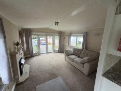 WhatsApp-Image-2025-10-17-at-14